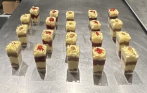 Catering-shooters-cheesecakes-mini-desserts